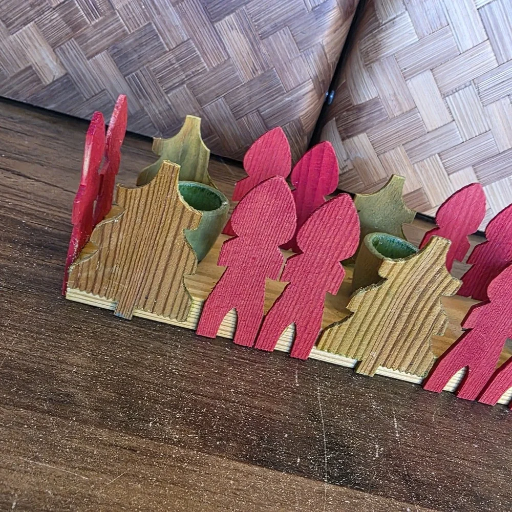 Scandinavian Sweden Christmas Red & Green Wooden Candle‎ Holder Christmas Tree